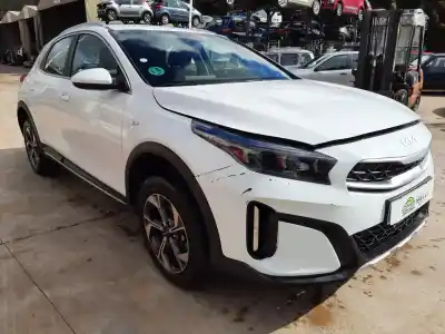 Veículo de Sucata kia xceed drive do ano 2022 alimentado g3le