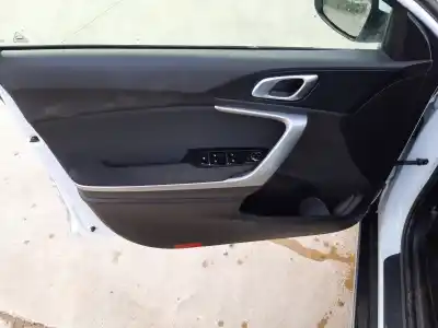 Veículo de Sucata kia xceed drive do ano 2022 alimentado g3le