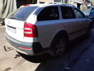 Veículo de Sucata skoda octavia combi (1z5) scout 4x4 do ano 2007 alimentado bmm