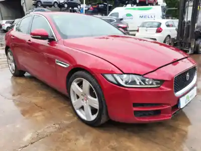 Veículo de Sucata jaguar xe prestige do ano 2015 alimentado 204dta
