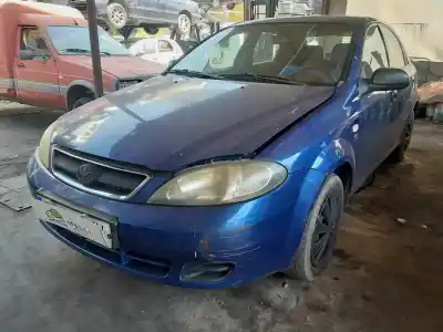 Veículo de Sucata daewoo lacetti se do ano 2004 alimentado f14d3
