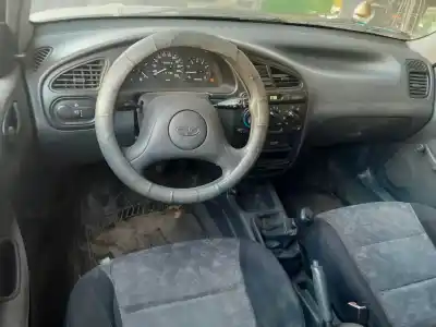 Veicolo di demolizione daewoo lanos se dell'anno 2000 alimentato a13sms