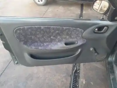 Veicolo di demolizione daewoo lanos se dell'anno 2000 alimentato a13sms