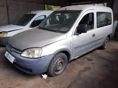 Veículo de Sucata opel combo tour do ano 2003 alimentado y17dtl