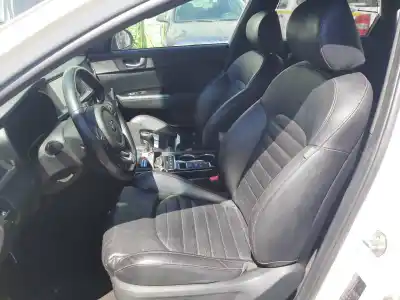 Veículo de Sucata kia optima (jf) 1.7 crdi do ano 2001 alimentado d4fd