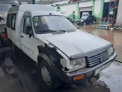 Veículo de Sucata citroen c15 rd familiale do ano 2001 alimentado 161a