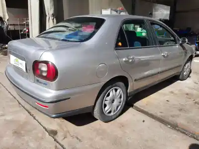 Veicolo di demolizione fiat marea (185_) 1.6 100 16v dell'anno 1997 alimentato 182a4000