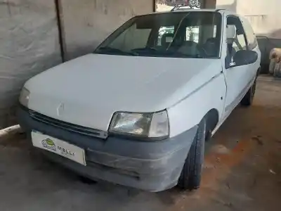 Véhicule à la ferraille renault clio i fase i+ii (b/c57) 1.4 de l'année 1992 alimenté e6j
