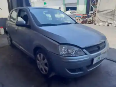Здавання транспортного засобу opel corsa c silverline року 2006 потужний z12xep