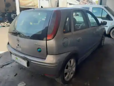 Здавання транспортного засобу opel corsa c silverline року 2006 потужний z12xep