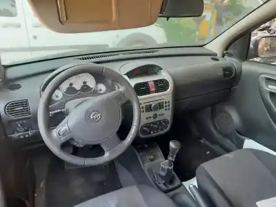 Здавання транспортного засобу opel corsa c silverline року 2006 потужний z12xep