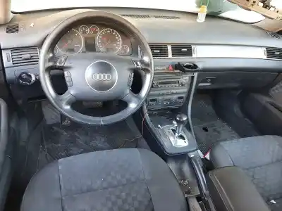 Veículo de Sucata audi a6 berlina (4b2) 2.5 v6 24v tdi cat (aym) do ano 2005 alimentado aym