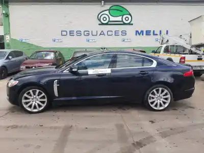 Veículo de Sucata jaguar xf i (x250) 2.7 d do ano 2008 alimentado 7g