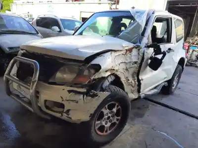 Здавання транспортного засобу mitsubishi montero (v60/v70) 3.2 di-d avance року 2001 потужний 4m41