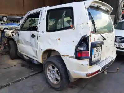 Здавання транспортного засобу mitsubishi montero (v60/v70) 3.2 di-d avance року 2001 потужний 4m41