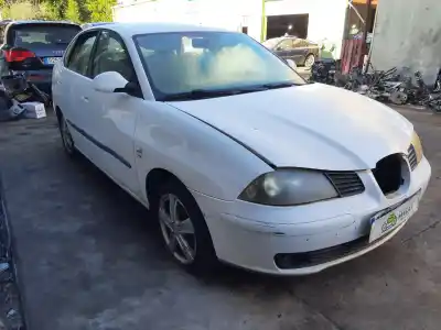 Véhicule à la ferraille seat cordoba (6l2) 1.9 tdi de l'année 2001 alimenté axr