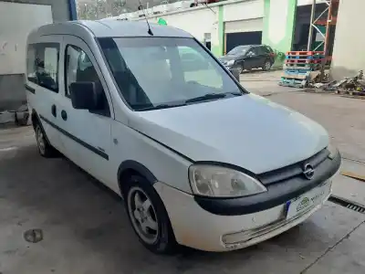 Veículo de Sucata opel combo tour do ano 2003 alimentado y17dtl