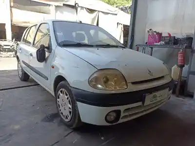 Scrapping Vehicle renault clio ii fase i (b/cbo) 1.2 16v alize 75 cv / 55 kw of the year 2001 powered d4f712