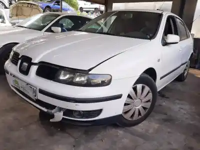 Veículo de Sucata seat leon (1m1) 1.8 20v do ano 2000 alimentado agn