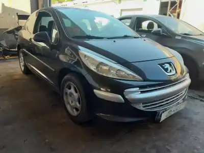 Veículo de Sucata peugeot 207 confort do ano 2007 alimentado 8fs