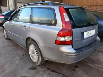 Veículo de Sucata volvo v50 familiar 2.0 d kinetic do ano 2004 alimentado d4204t