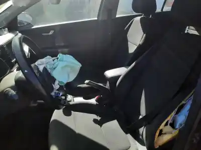 Veículo de Sucata kia rio (yb) concept 78 cv / 57 kw do ano 2017 alimentado d4fc