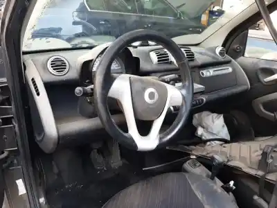 Veículo de Sucata smart coupe fortwo coupe mhd (52kw) (451.380) 71 cv / 52 kw do ano 2011 alimentado 3b21