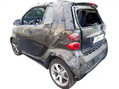 Veículo de Sucata smart coupe fortwo coupe mhd (52kw) (451.380) 71 cv / 52 kw do ano 2011 alimentado 3b21