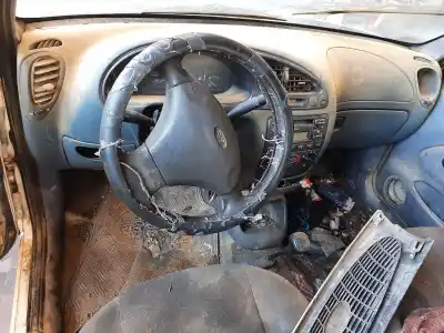 Verschrottungsfahrzeug ford fiesta courier (dx) familiar des jahres 1997 angetrieben rtj