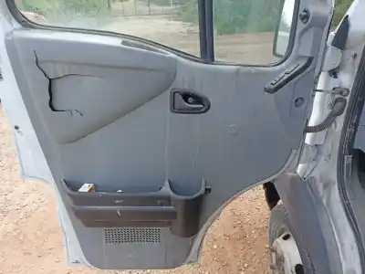 Veículo de Sucata renault mascott pr 110.35/50/55/60 corto 106 cv / 78 kw do ano 2004 alimentado sofim81404313