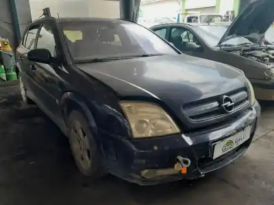 Scrapping Vehicle opel signum elegance of the year 2001 powered y22dtr