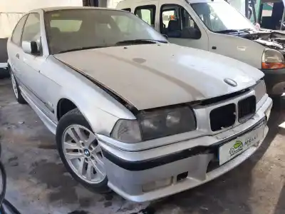 Veículo de Sucata bmw serie 3 compacto (e36) 318tds do ano 2001 alimentado 17-4t-1d