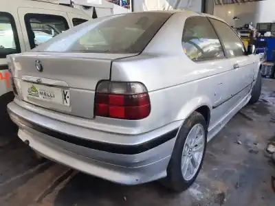 Veículo de Sucata bmw serie 3 compacto (e36) 318tds do ano 2001 alimentado 17-4t-1d