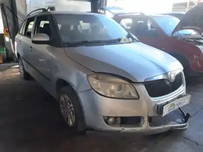 Scrapping Vehicle skoda fabia combi (5j5) urban of the year 2001 powered bnm