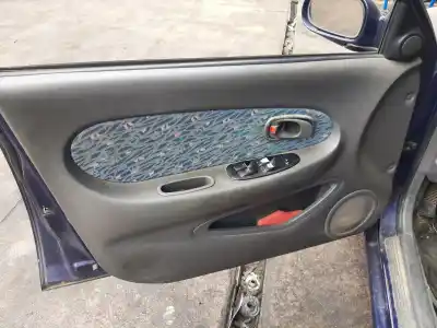 Veicolo di demolizione kia sephia ll ls dell'anno 2000 alimentato bf