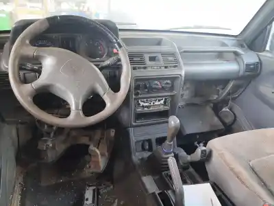 Здавання транспортного засобу mitsubishi montero (v20/v40) 2500 td classic року 2003 потужний 4d56