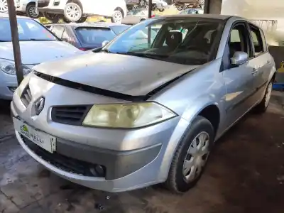 Здавання транспортного засобу renault megane ii berlina 5p confort expression року 2007 потужний k9k732