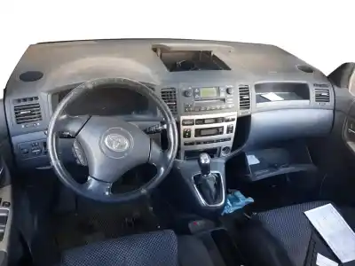 Scrapping Vehicle toyota corolla (e12) 2.0 d-4d linea sol berlina of the year 2002 powered 1cdftv