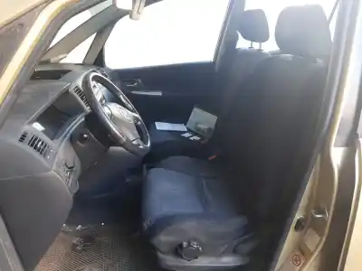 Scrapping Vehicle toyota corolla (e12) 2.0 d-4d linea sol berlina of the year 2002 powered 1cdftv