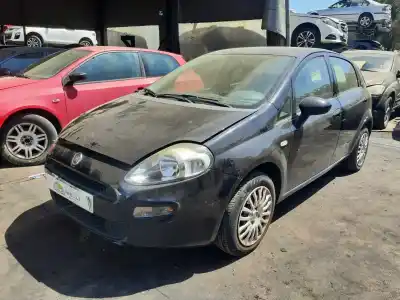 Veículo de Sucata fiat punto (199) easy do ano 2013 alimentado 199a9000