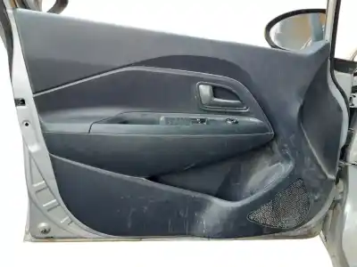 Sloopvoertuig kia rio emotion 75 cv / 55 kw van het jaar 2014 aangedreven d3fa