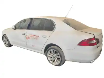 Veículo de Sucata skoda suberb (3t4) ambition do ano 2008 alimentado bmp