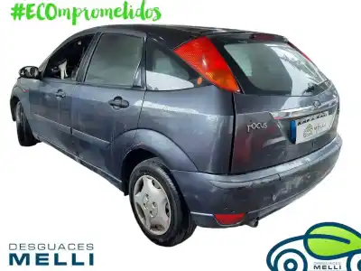 Veículo de Sucata ford focus berlina (cak) trend do ano 2001 alimentado fyd