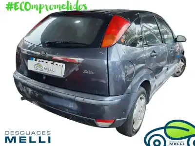 Veículo de Sucata ford focus berlina (cak) trend do ano 2001 alimentado fyd