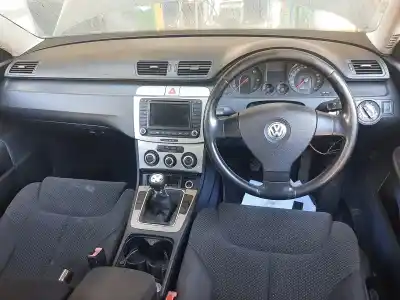 Véhicule à la ferraille volkswagen                                         passat berlina (3c2)                                                                                                                                                                                                                                       bxe                                                                                                                                                                                                                                                        de l'année 2006 alimenté bxe