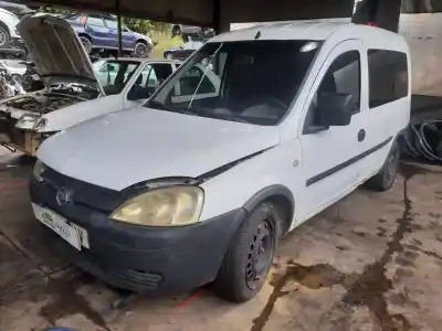 Veicolo di demolizione opel combo tour dell'anno 2001 alimentato y13dt