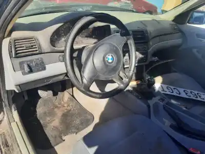 Veículo de Sucata bmw serie 3 berlina (e46) 320d do ano 2001 alimentado 204d4