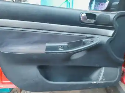 Veículo de Sucata audi a4 berlina (b5) 1.8 t do ano 2001 alimentado aeb