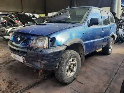Verschrottungsfahrzeug nissan terrano/terrano.ii (r20) s des jahres 2001 angetrieben td27t