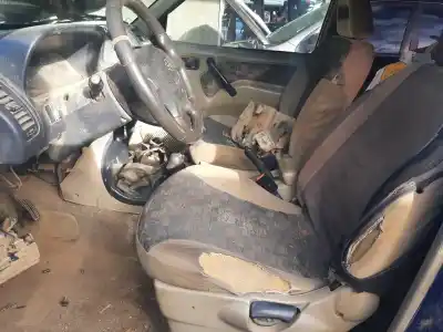 Verschrottungsfahrzeug nissan terrano/terrano.ii (r20) s des jahres 2001 angetrieben td27t